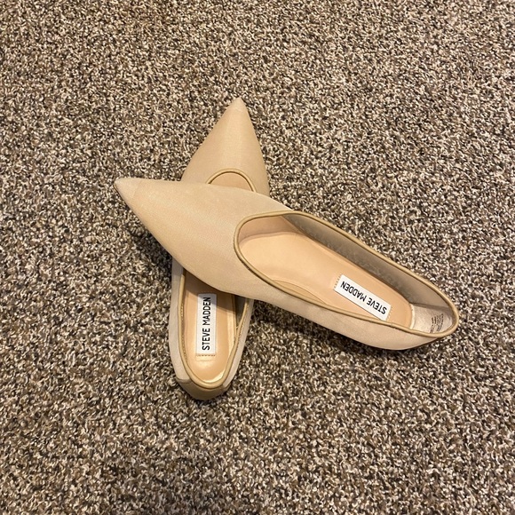 NWB Steve Madden mesh flats. Size 8.5. - Picture 2 of 3